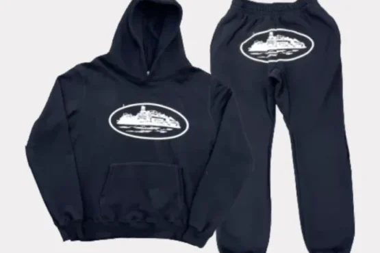 corteiz clothing shop and hoodie